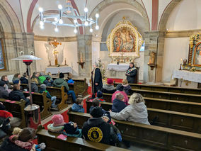 Krippenandacht mit Segnung der Kinder (Foto: Georg Smolarczyk)